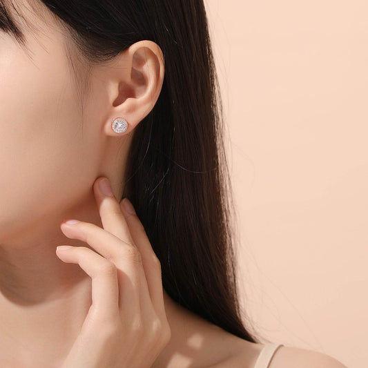 Stainless Steel Magnetic CZ Round Halo Stud Earrings for Men Women, Round Cubic Zirconia Inlaid Magnetic Earrings Non-Piercing Clip On Stud Earring