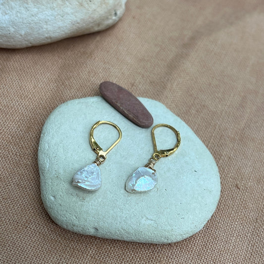 CLIFF PEARL EARRINGS