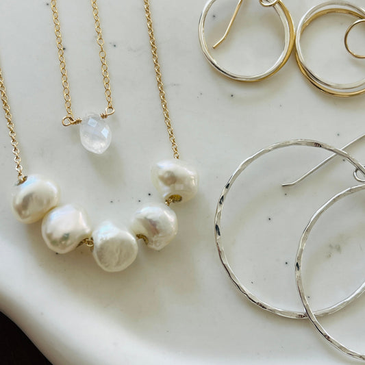 SKINNY SMALL BEACH HOOPS