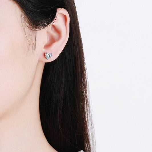 S925 Moissanite/CZ Heart Shape Stud Earrings, 1-2ct D-Grade VVS Certificate, Hypoallergenic Sterling Silver Gift