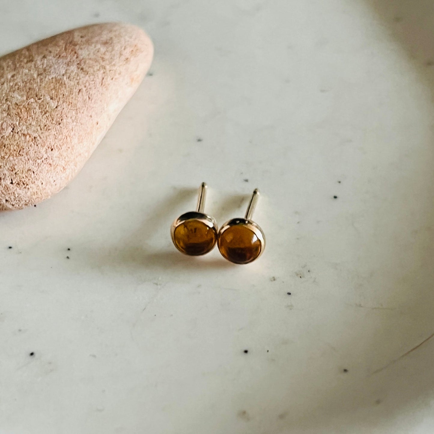 CITRINE STUD EARRINGS