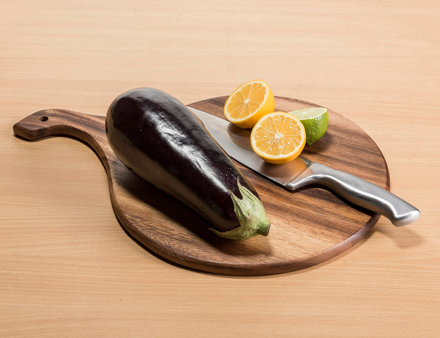 Acacia Wood Cutting/ Charcuterie Board - Large Round