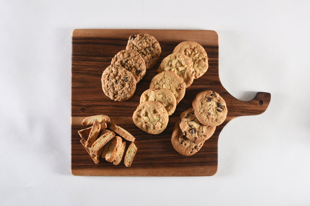 Solid Square Acacia Wood Cutting and Charcuterie Boards