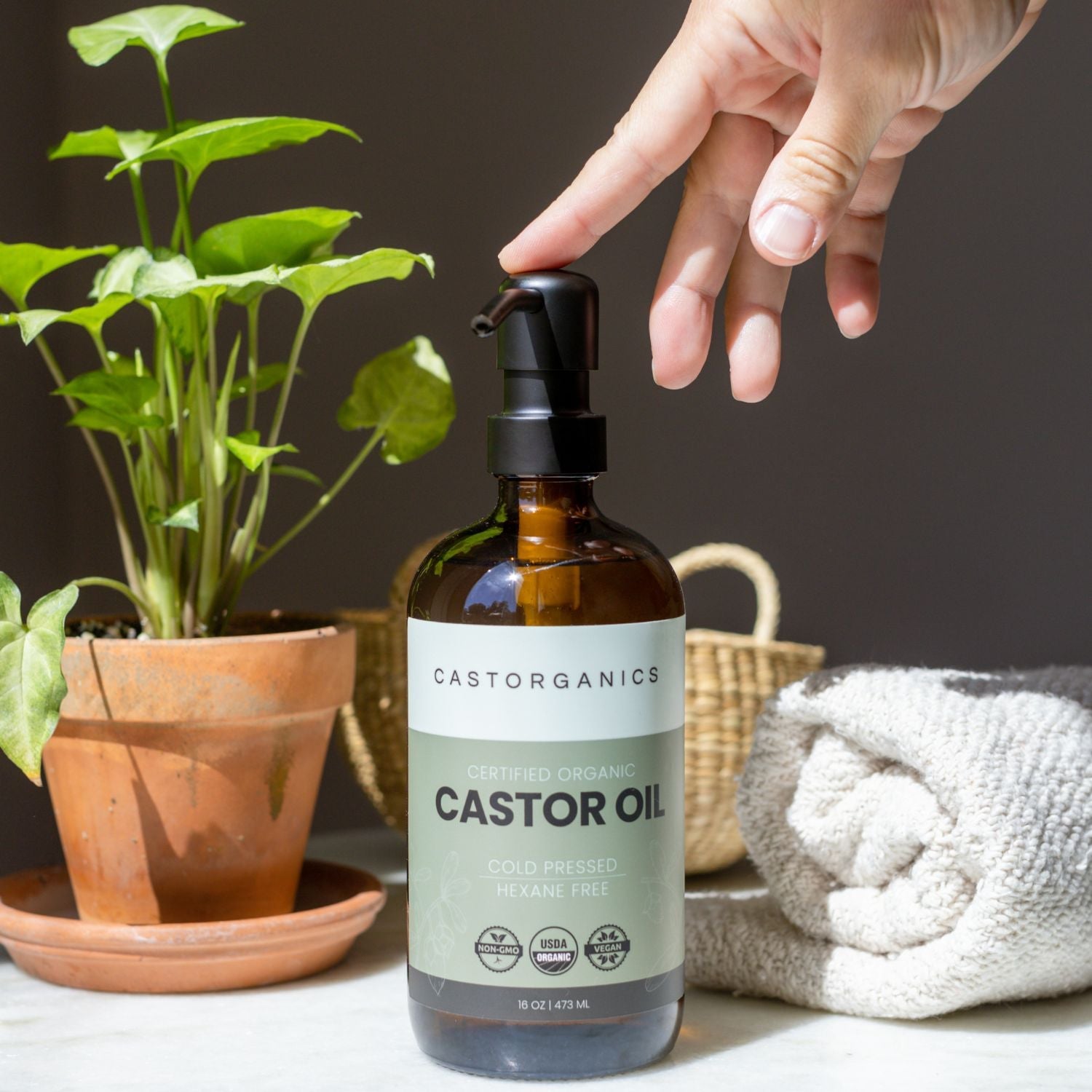 USDA Organic Castor Oil with Metal Pump