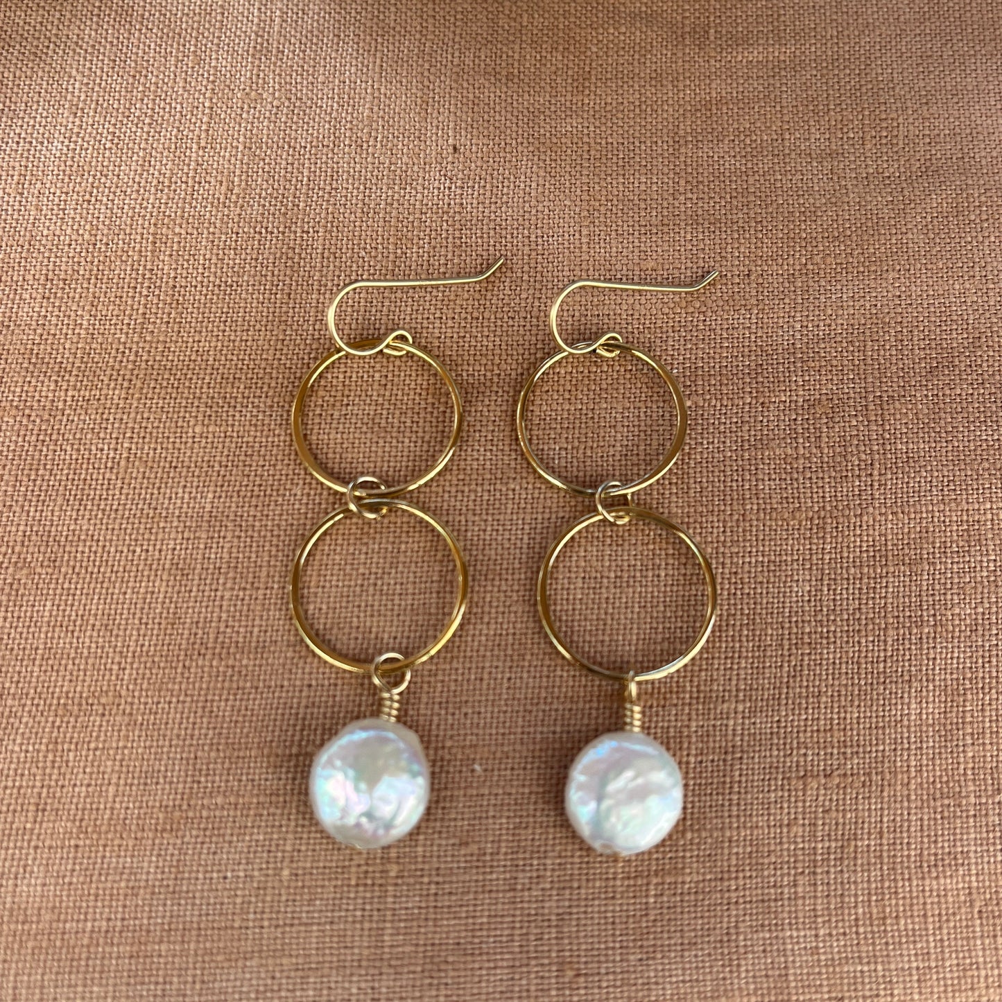 SKYLER COIN PEARL EARRINGS