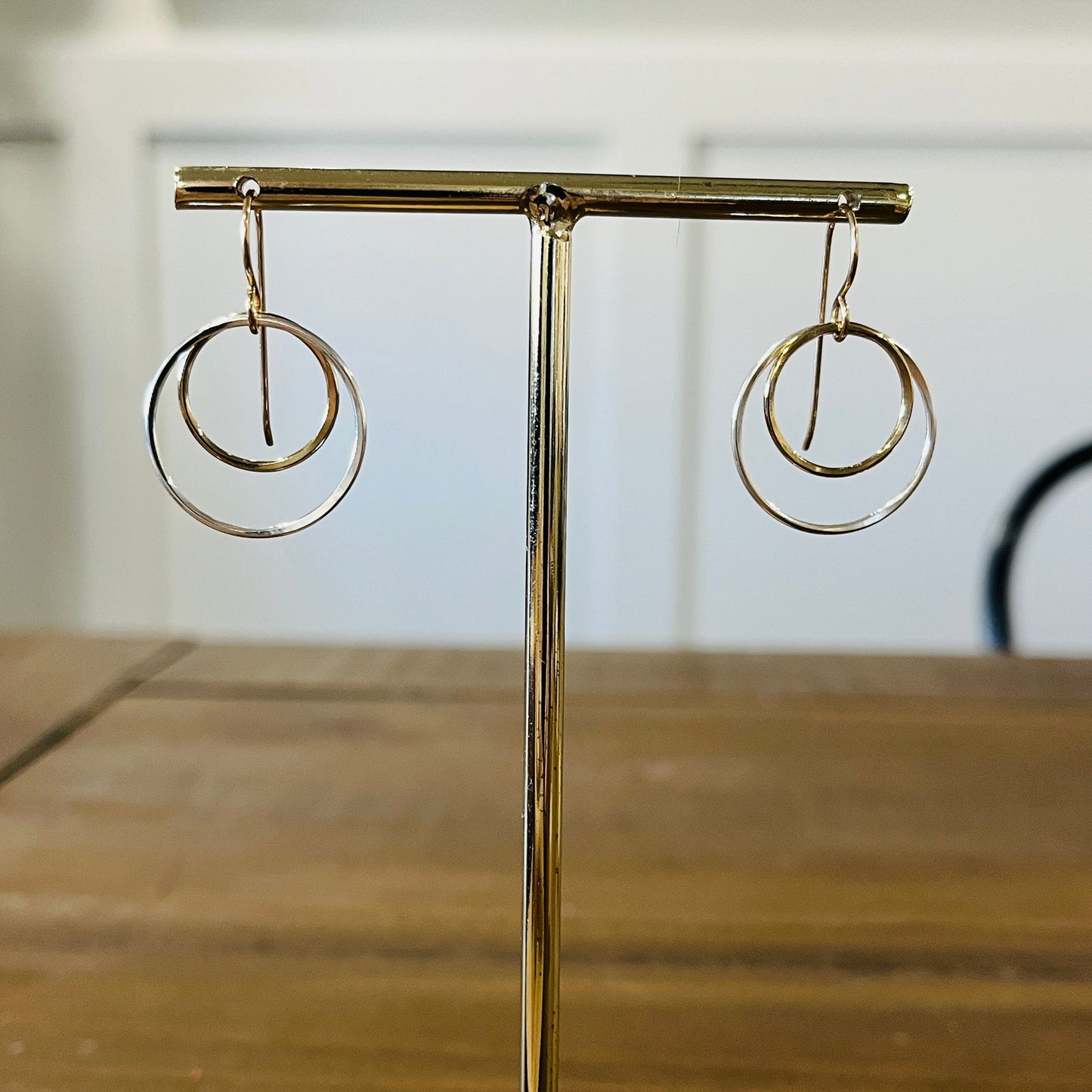 VISTA MIXED METAL LAYER EARRING