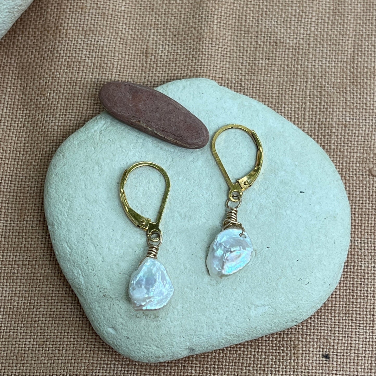 CLIFF PEARL EARRINGS
