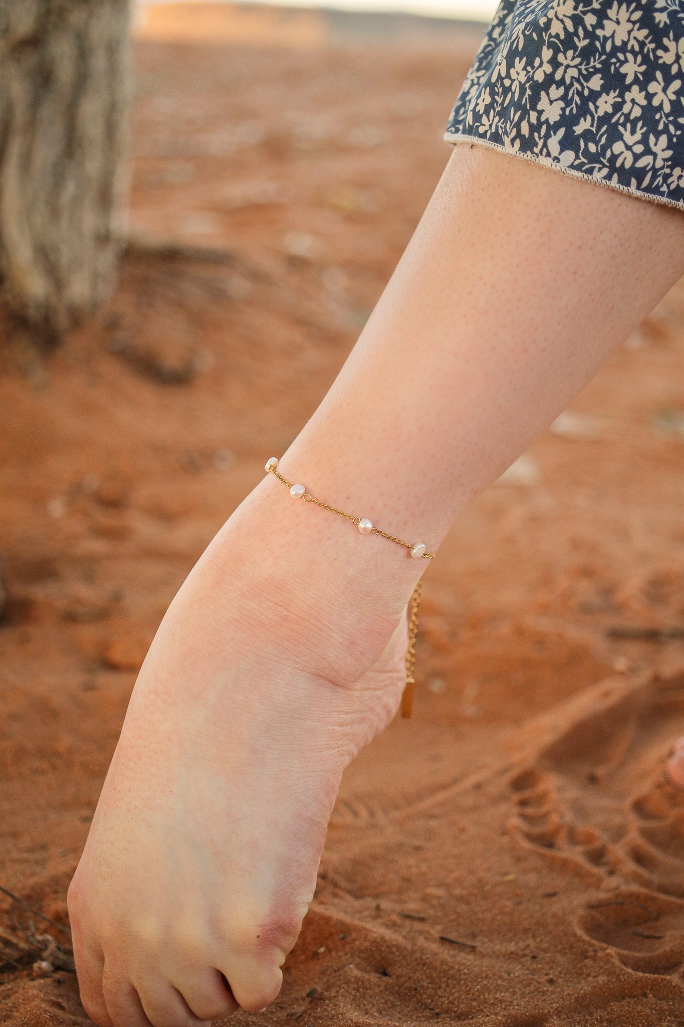 Evelynn Anklet in Freshwater Pearl