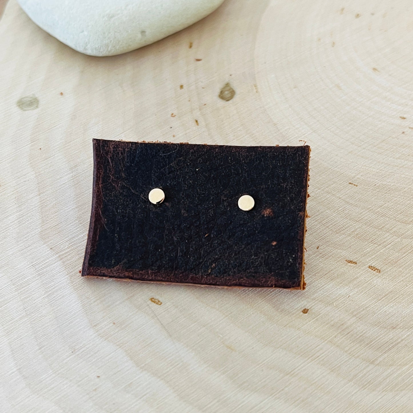 TINY DOT STUD EARRINGS