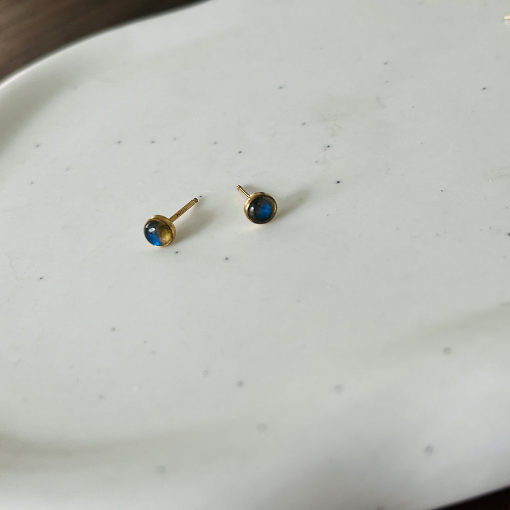 LABRADORITE STUD EARRINGS
