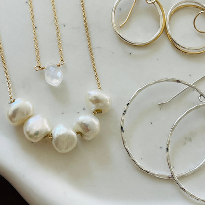 SKINNY SMALL BEACH HOOPS