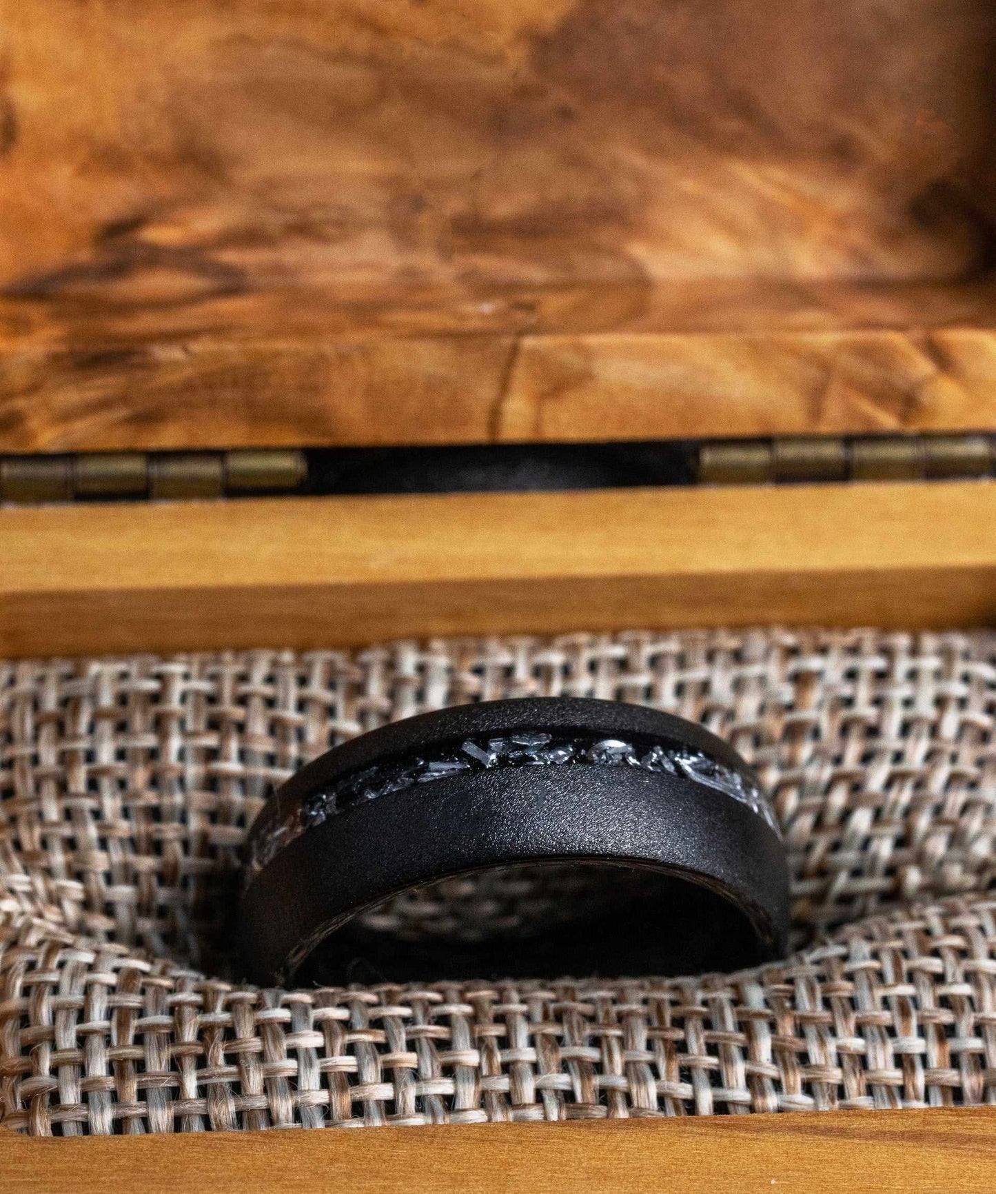 Meteorite Black Ring