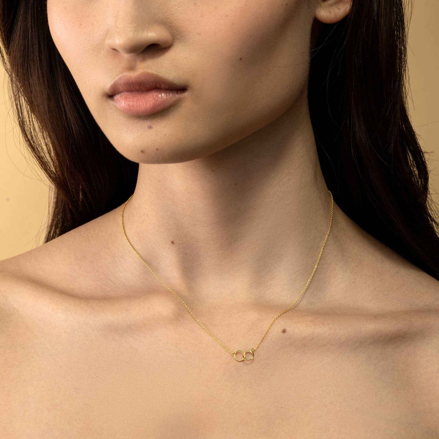 Interlocking Circle Necklace